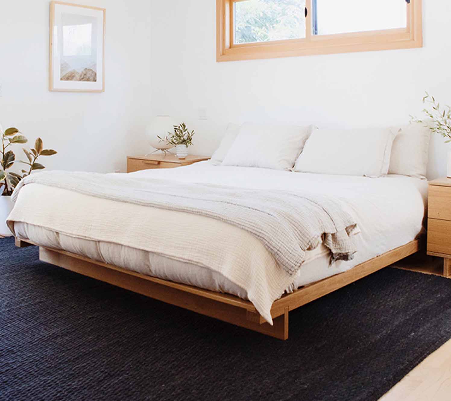 Cadres de lit en bois pour la chambre principale